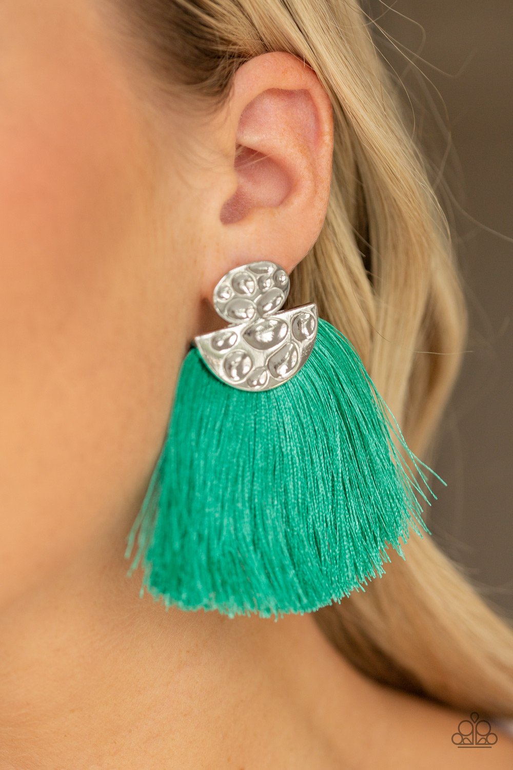 Make Some PLUME - Green - Earrings