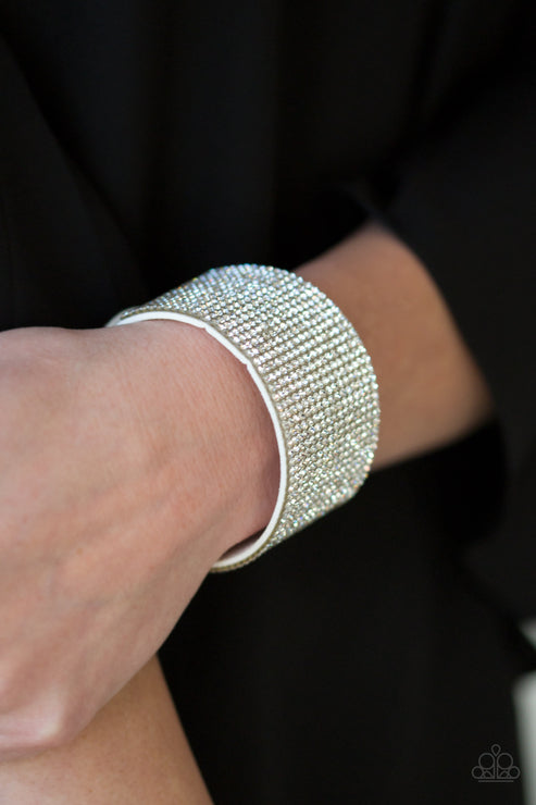 Roll With the Punches - white - bracelet