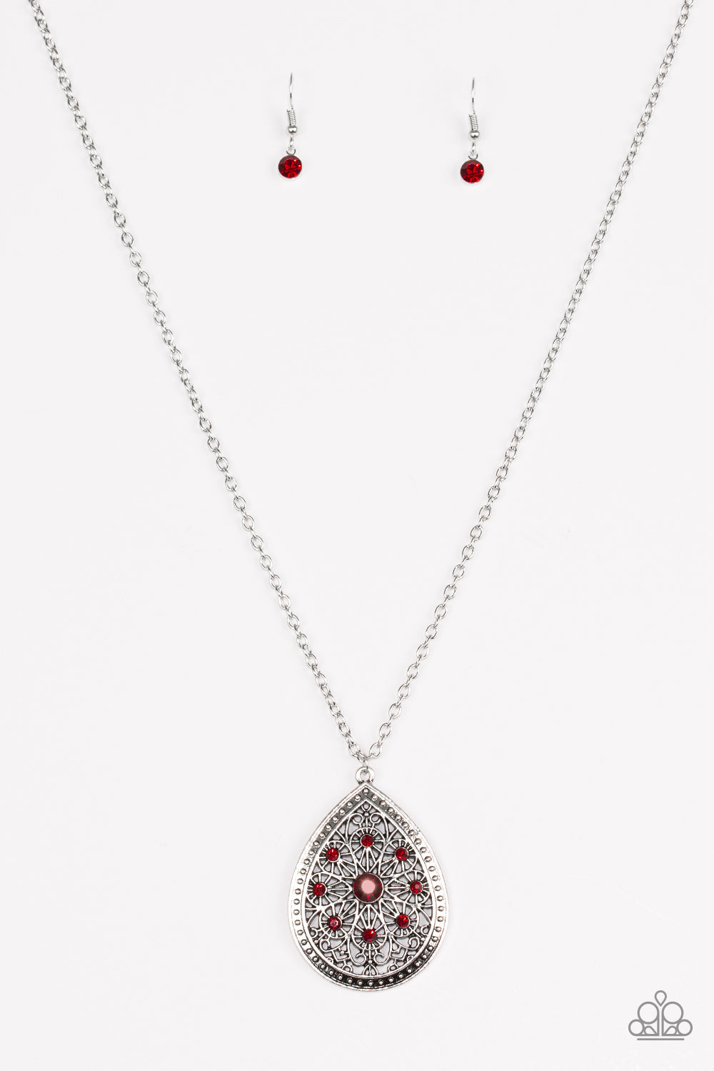 "I Am Queen" Red Necklace & Earring Set